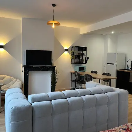 Standing 500m De La ! Apartment